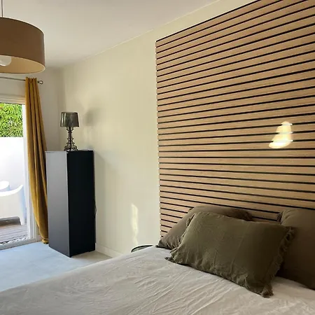 Duplex Apartment *